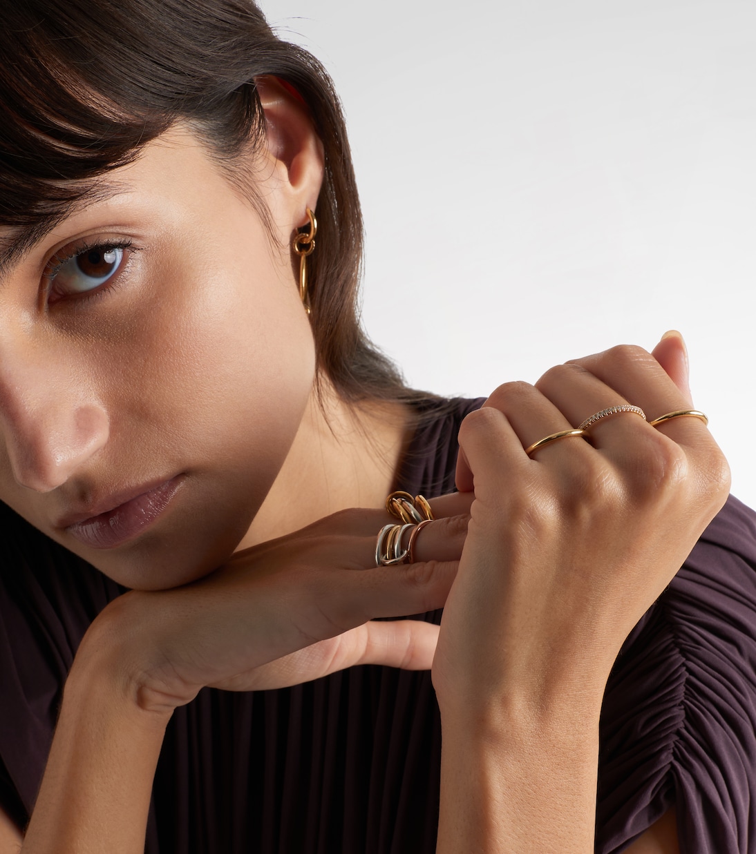 Sonny 18kt yellow gold linked rings with diamonds | Spinelli Kilcollin