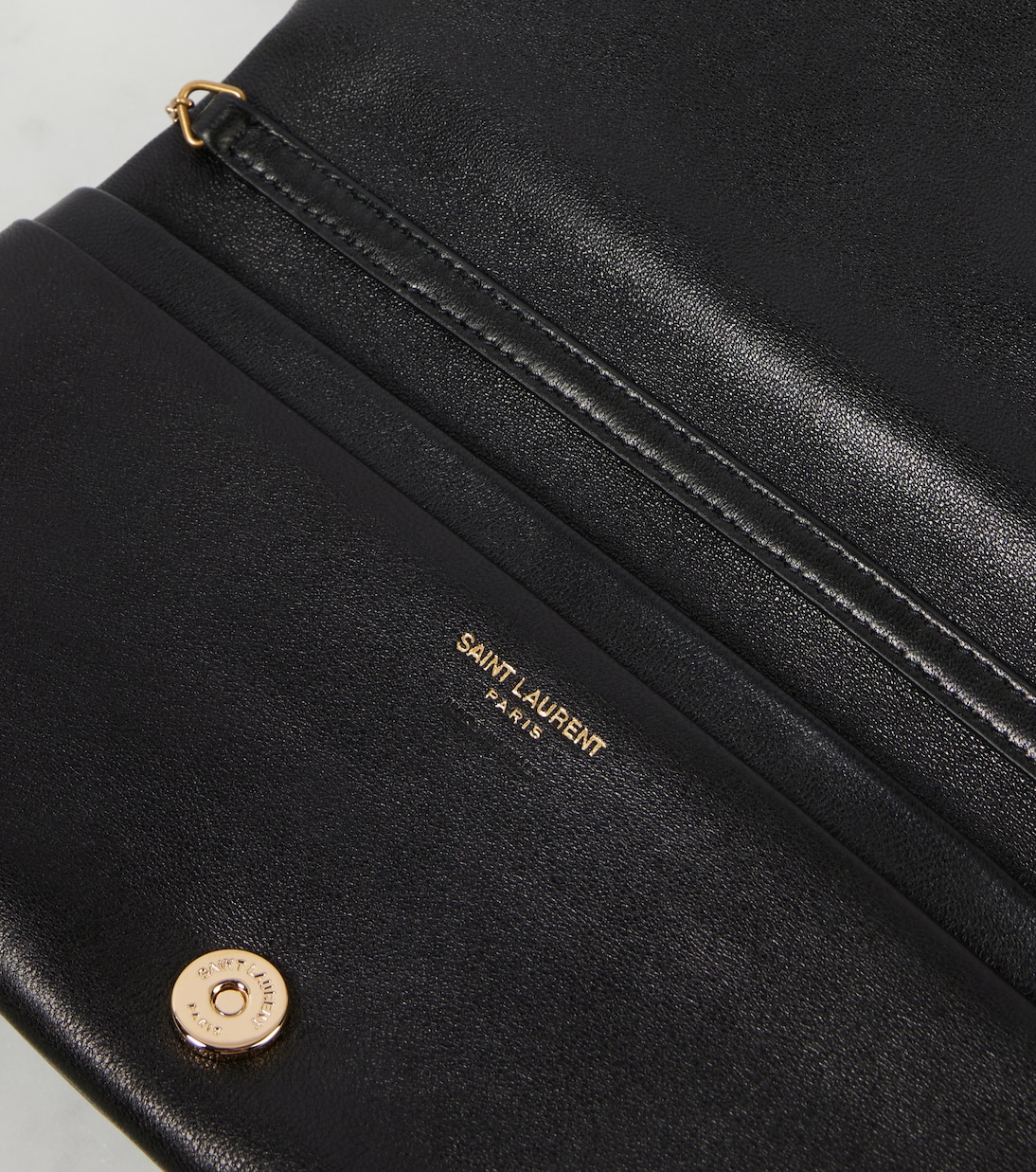 SAINT LAURENT Calypso Mini: Portafoglio in Pelle con Catena per Giovani Stilisti