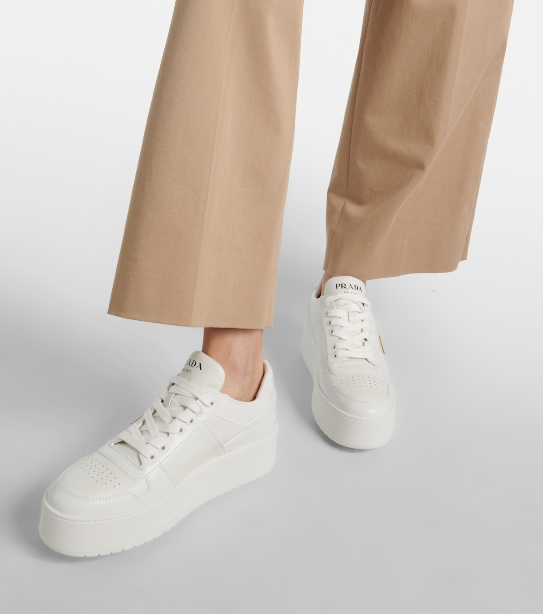 Plateau-Sneakers Downtown Bold aus Leder | Prada
