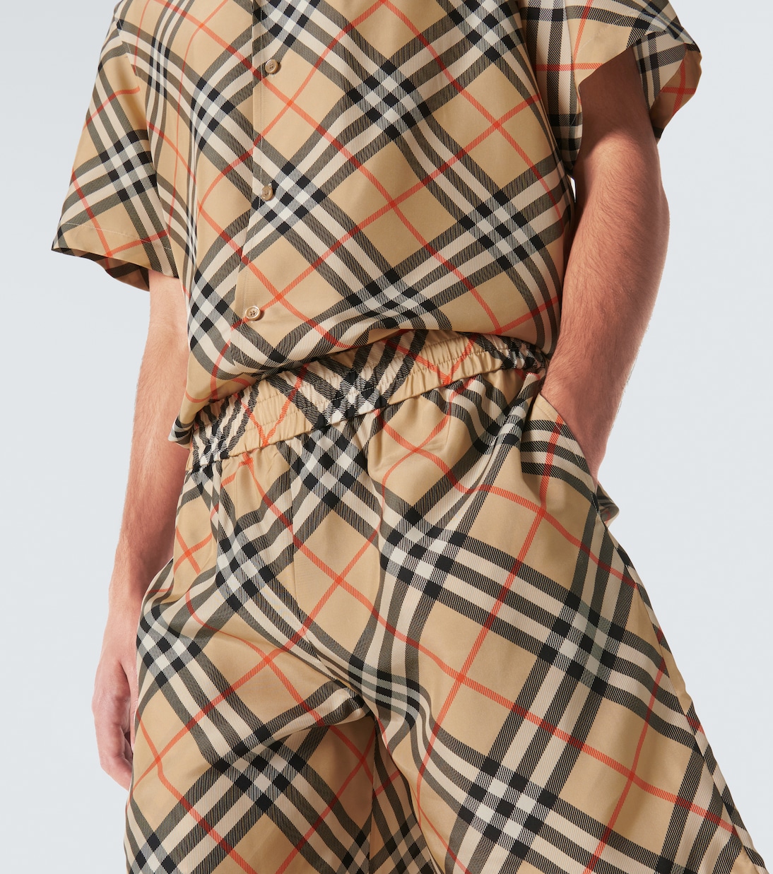 Bermuda Burberry Check in seta | Burberry