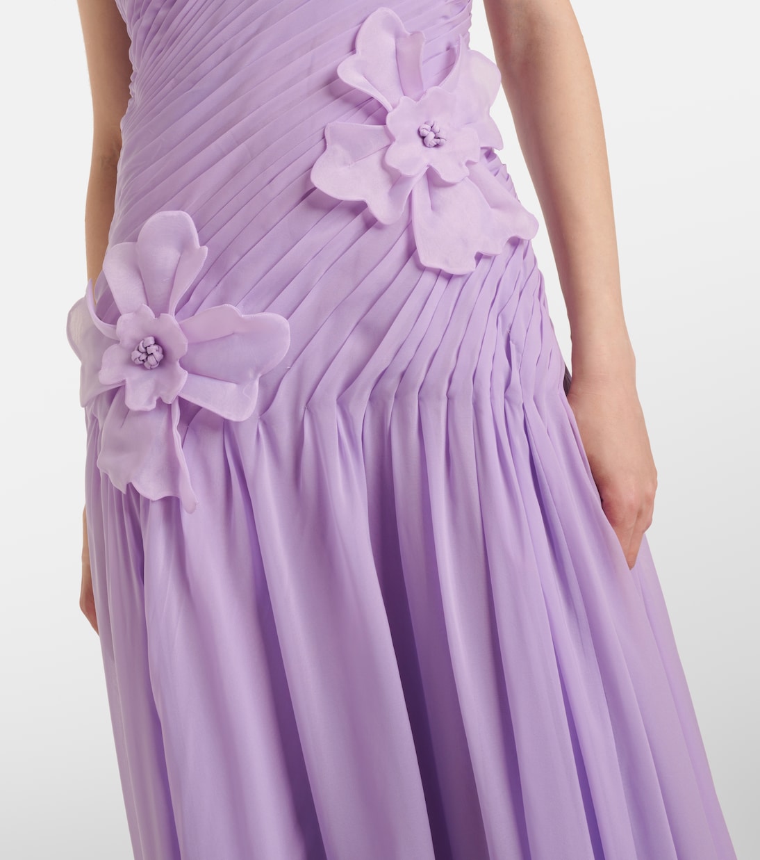Robe Amaya  | Leo Lin