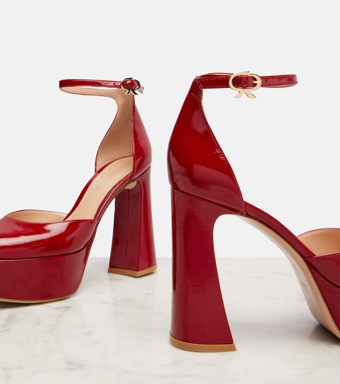 Plateau-Pumps Hilary 100 aus Lackleder | Gianvito Rossi