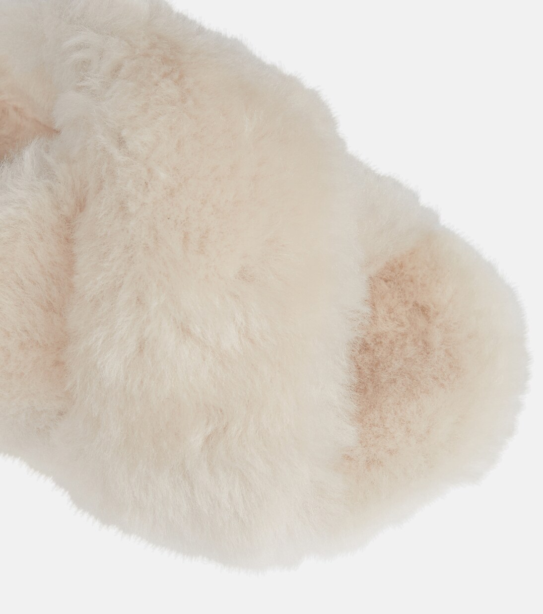 Crossover-strap shearling slides | Inuikii