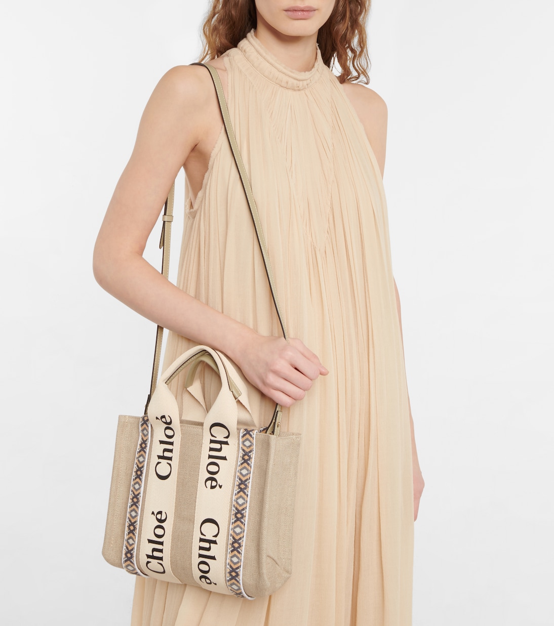 Woody Small embroidered canvas tote | Chloé