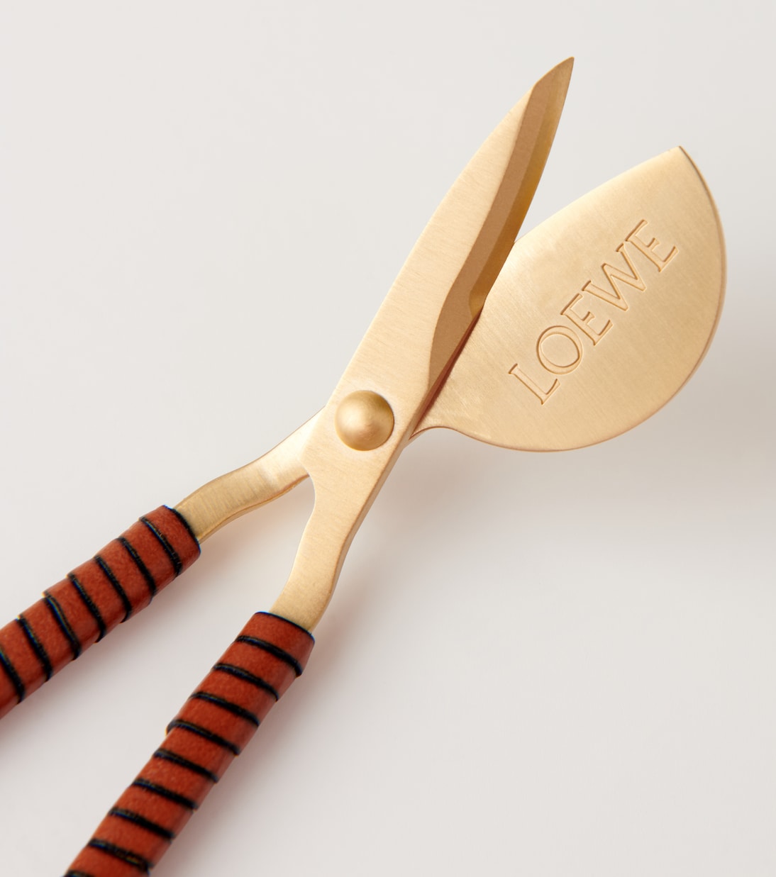 Wick trimmer | Loewe Home Scents