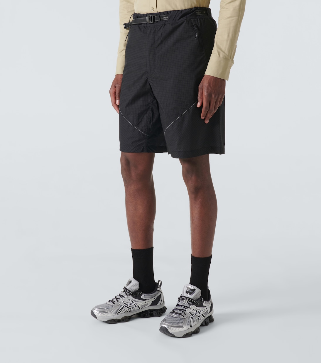 Shorts de nylon ripstop | And Wander