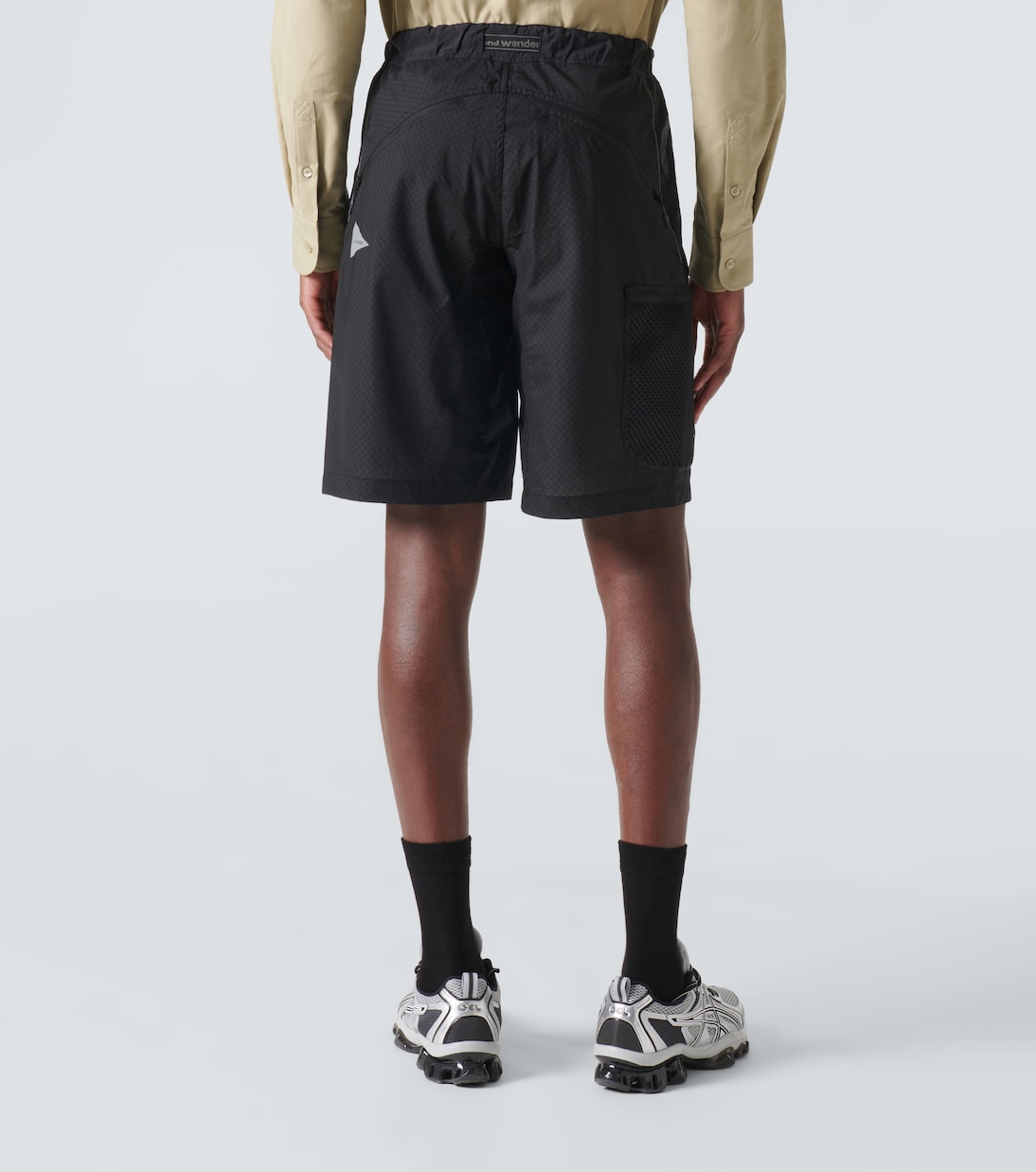 Shorts de nylon ripstop | And Wander