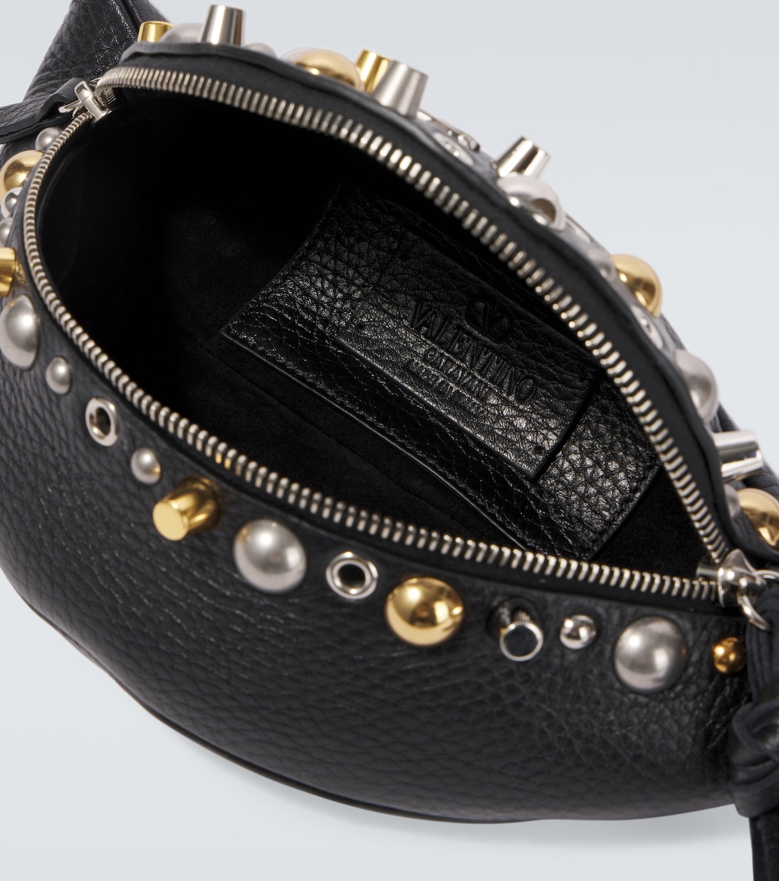 Marsupio Nellcôte in pelle con borchie | Valentino Garavani