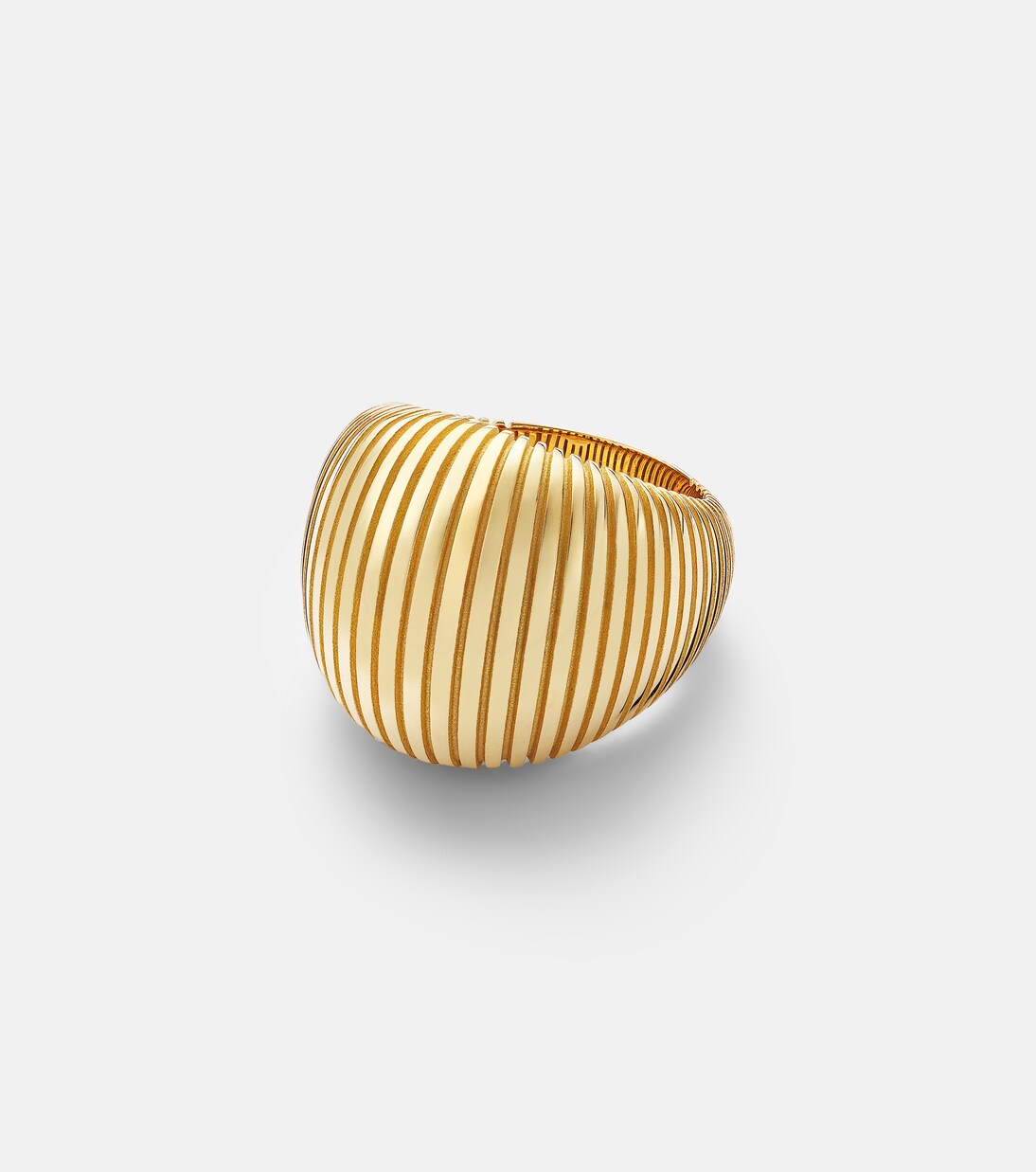 Isla Bombé 18kt gold ring | Pamela Zamore