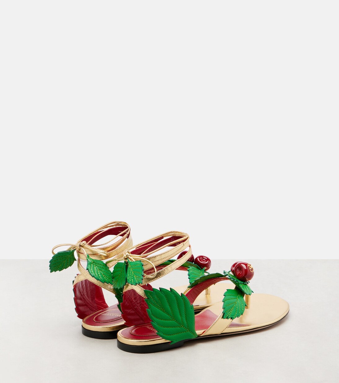 Verzierte Sandalen Cherryfic aus Metallic-Leder | Valentino Garavani