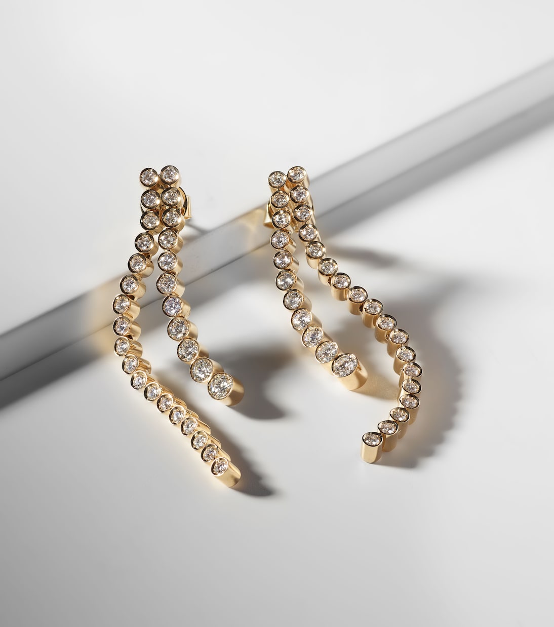 Orecchini La Danse in oro 18kt con diamanti | Sophie Bille Brahe