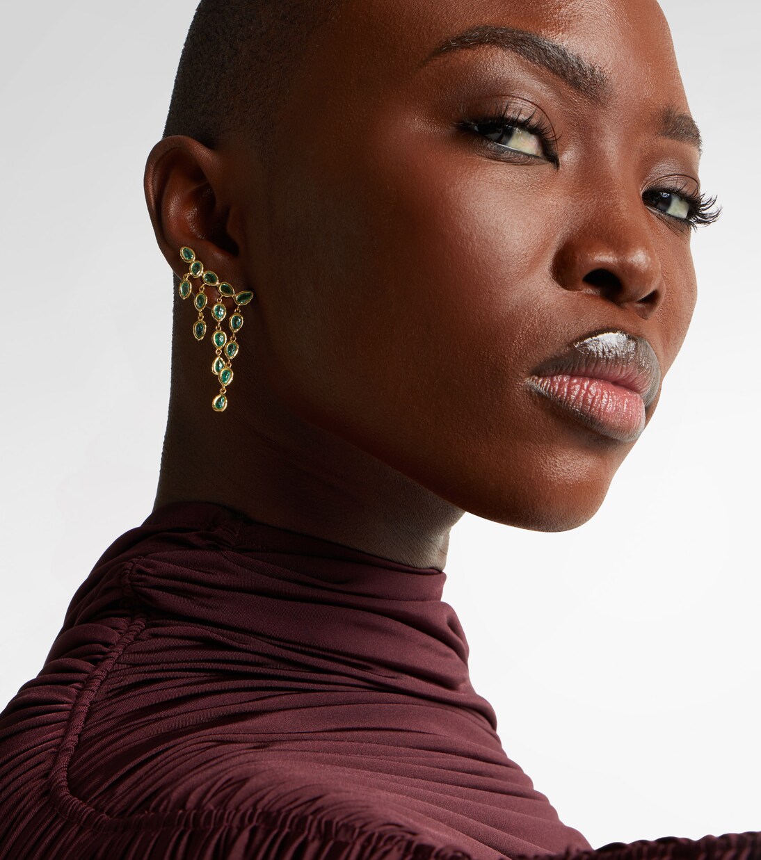 18kt gold earrings with emeralds | Octavia Elizabeth