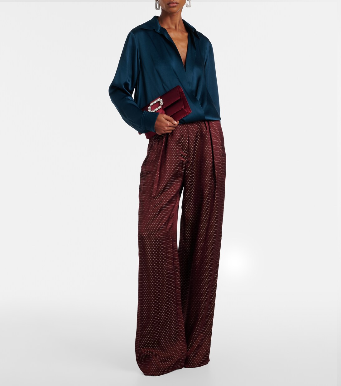 Clutch Maycap de satén adornado | Manolo Blahnik