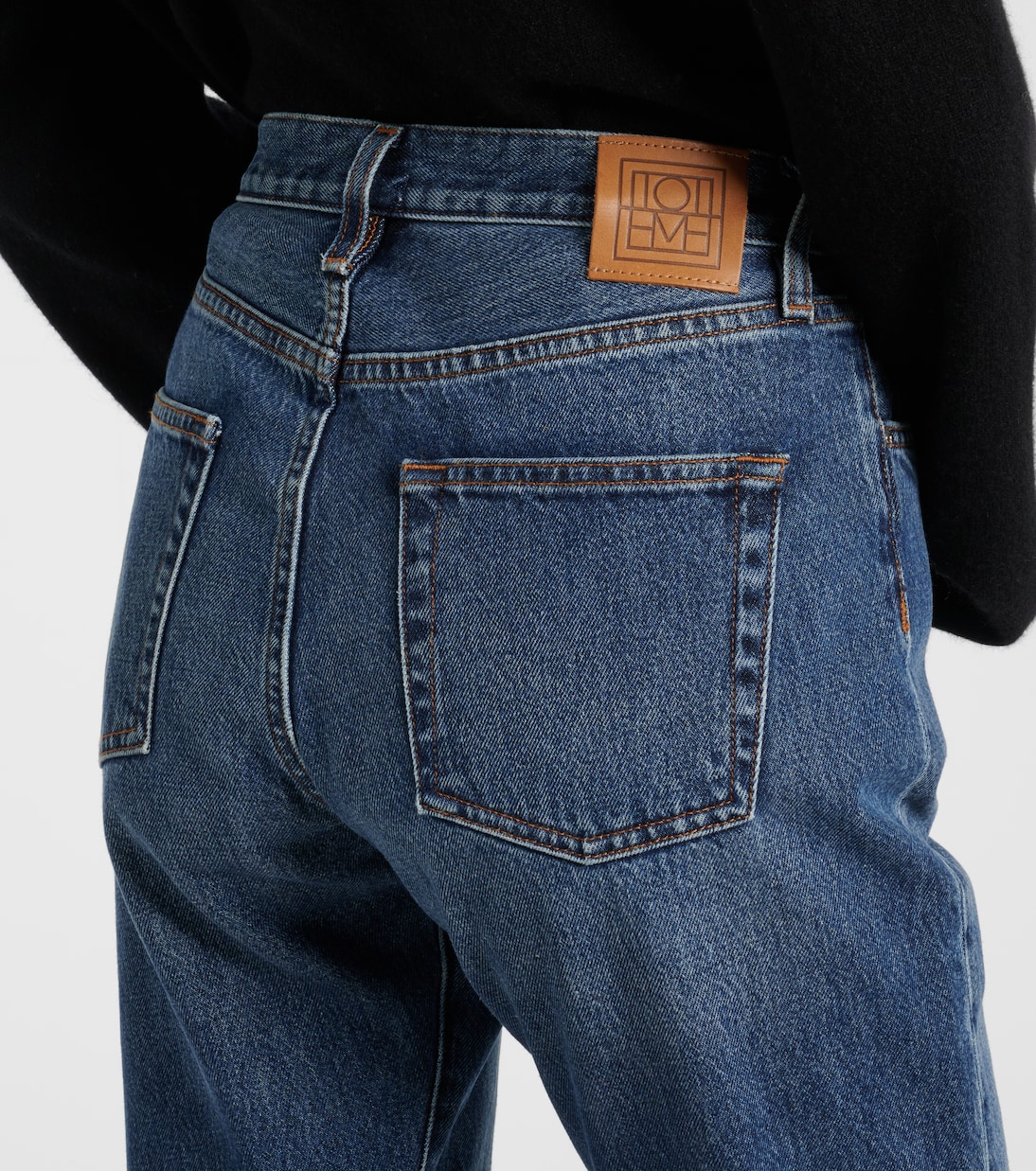 Mid-rise twisted-seam straight jeans | Toteme