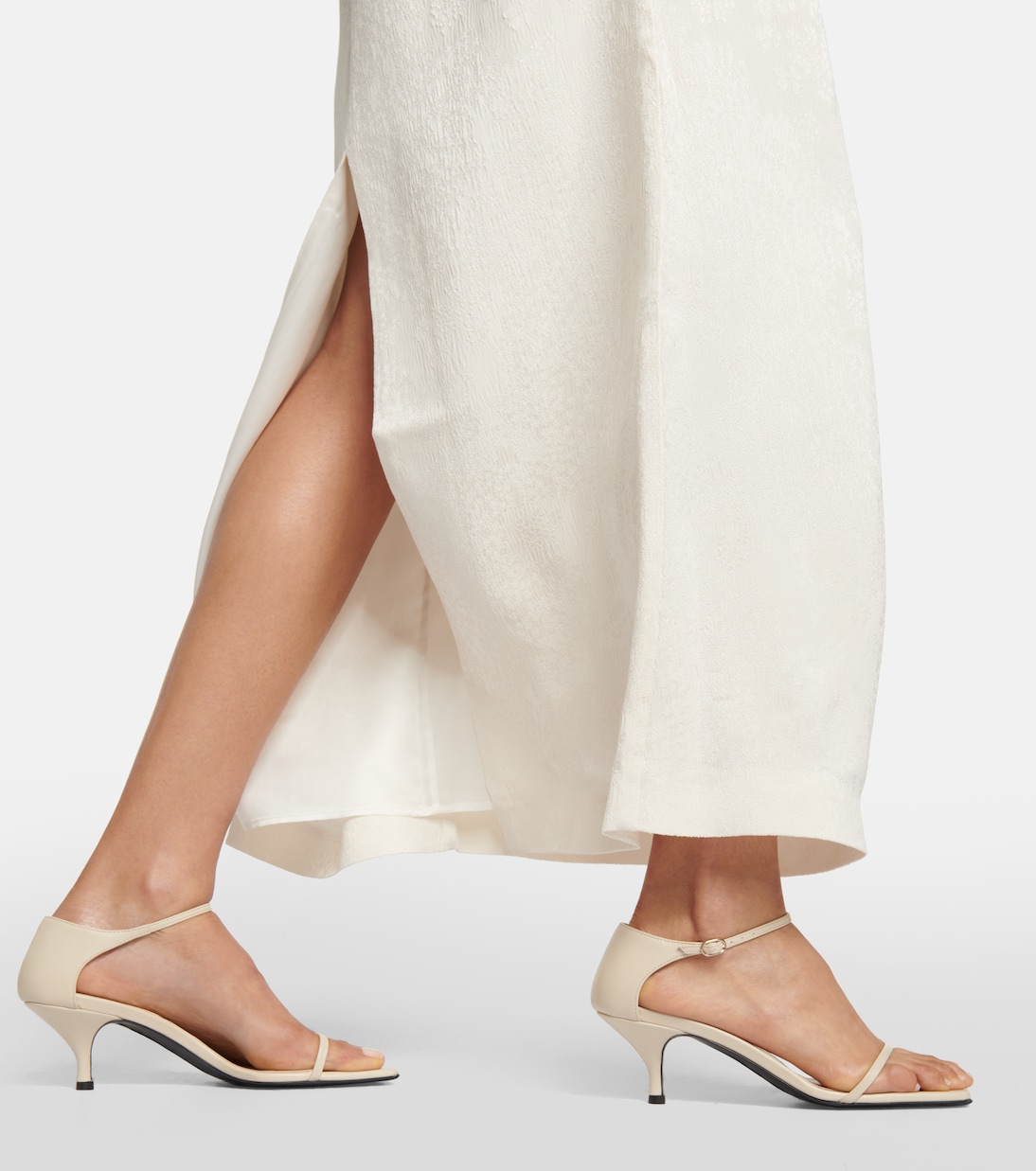 Sandalen aus Leder | Toteme