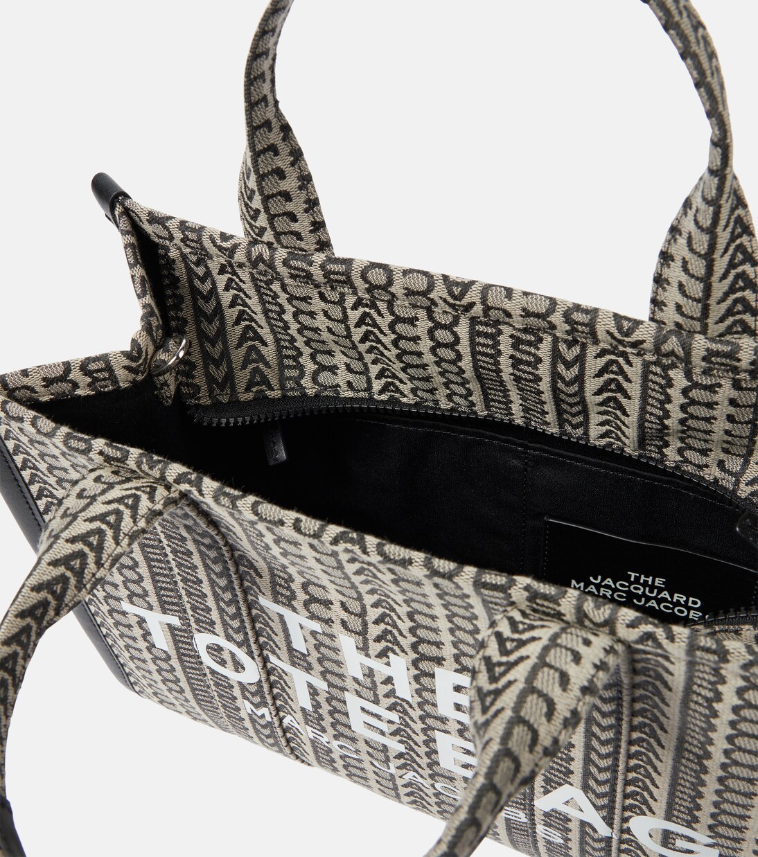 The Medium Monogram tote bag | Marc Jacobs