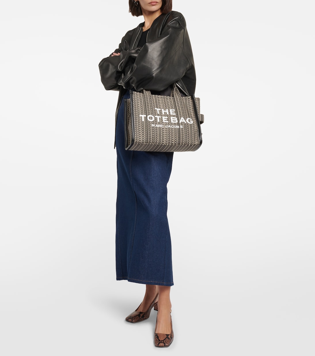 The Medium Monogram tote bag | Marc Jacobs
