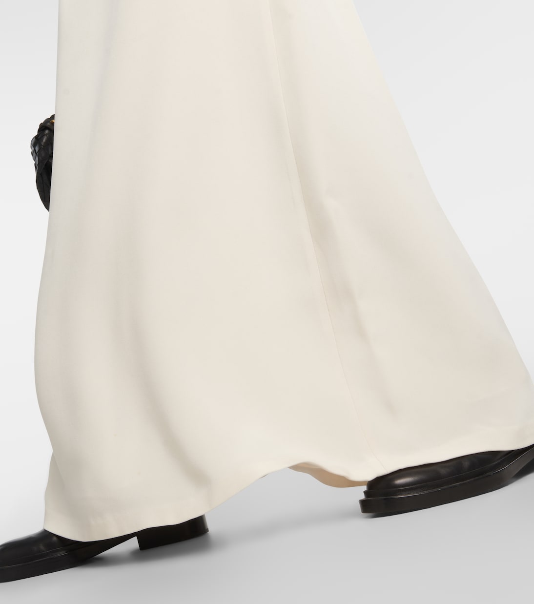 Vestido de Seda con Abertura Juvenil de Loro Piana