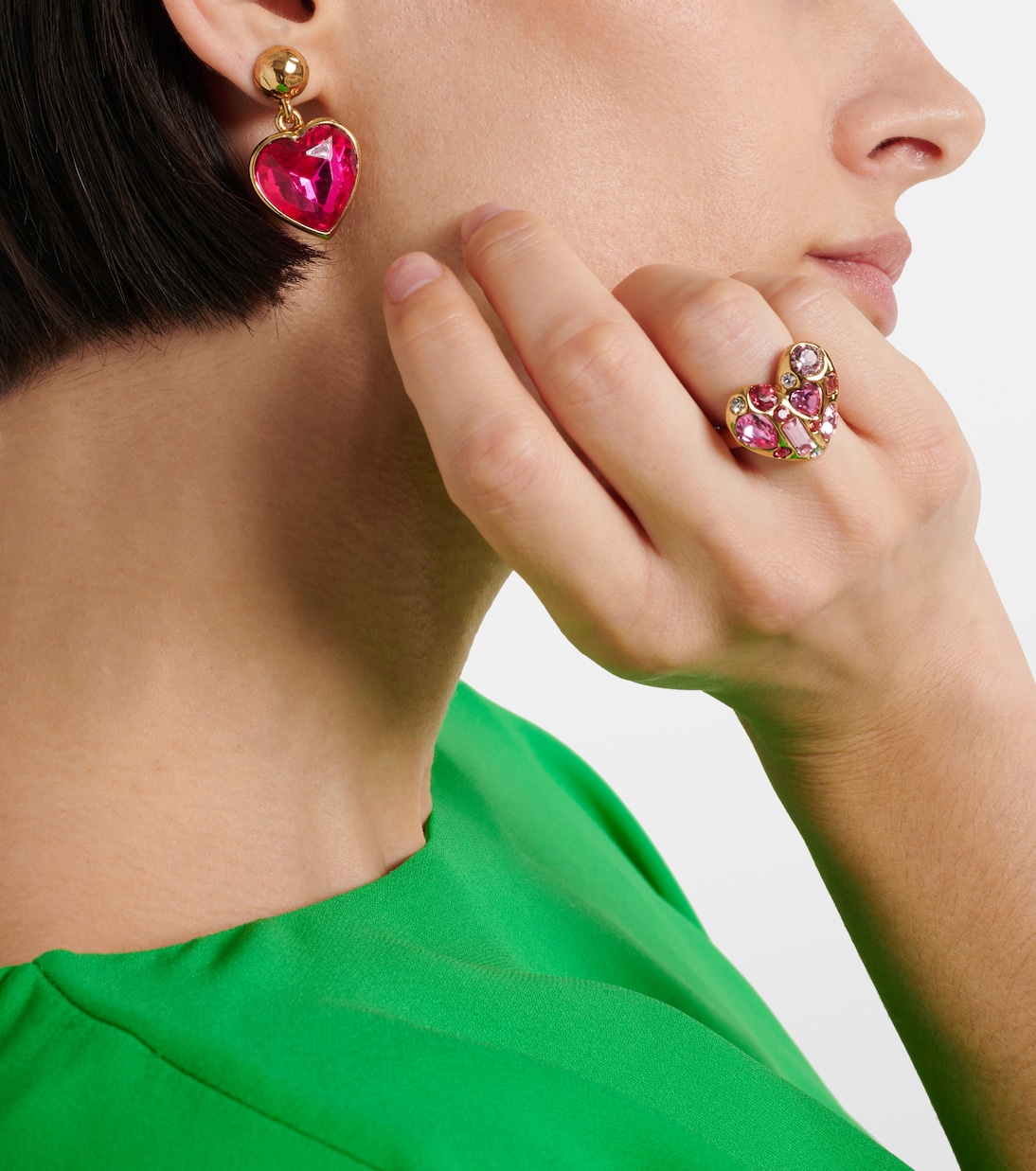 Anello con Cuore Decorato di Gemme OSCAR DE LA RENTA per Giovani Stilisti