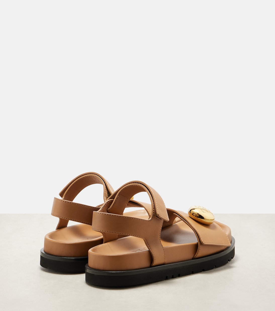 Pebble皮革凉鞋 | Loewe