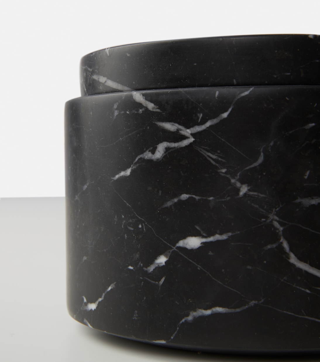 Cont Extra Large Low marble container | Michaël Verheyden