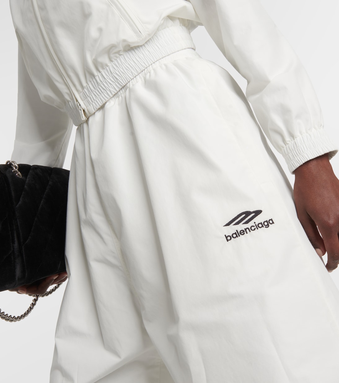 Pantalones Deportivos Urbanos Balenciaga 3B - Estilo Joven y Moderno