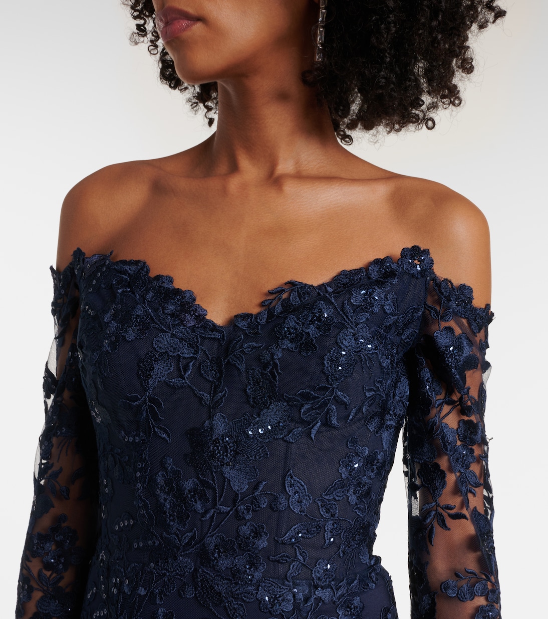 Bestickte Robe aus Tüll | Monique Lhuillier