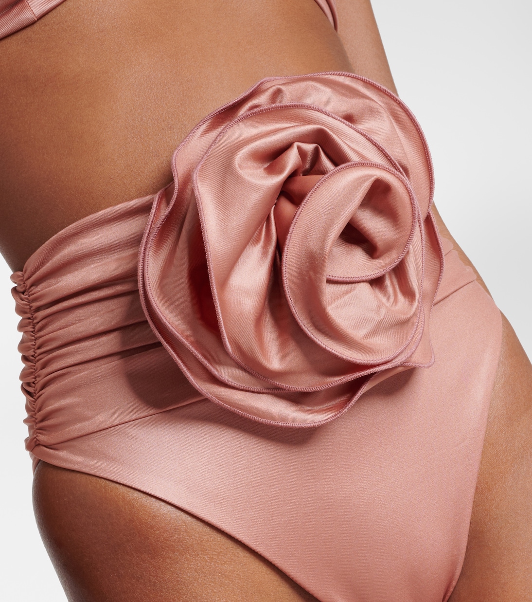 Slip bikini con applicazione floreale | Magda Butrym