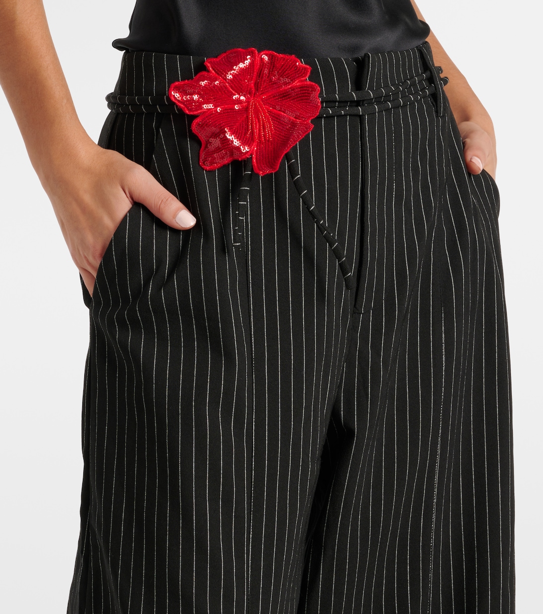 Weite Hose | Rotate