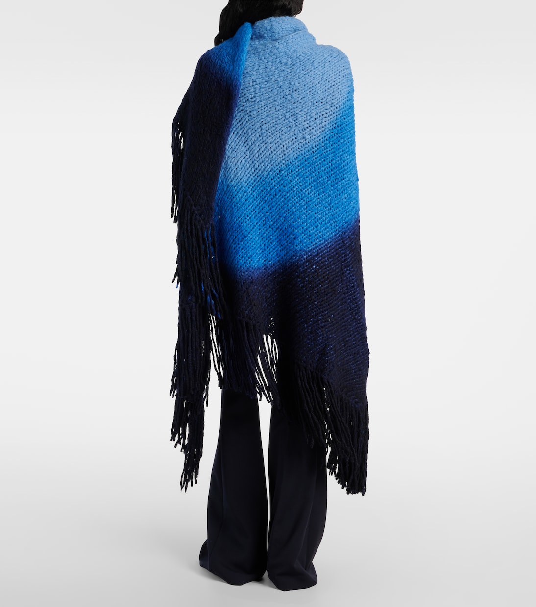Scialle in cashmere sfumato con frange Lauren di GABRIELA HEARST per giovani trendsetter