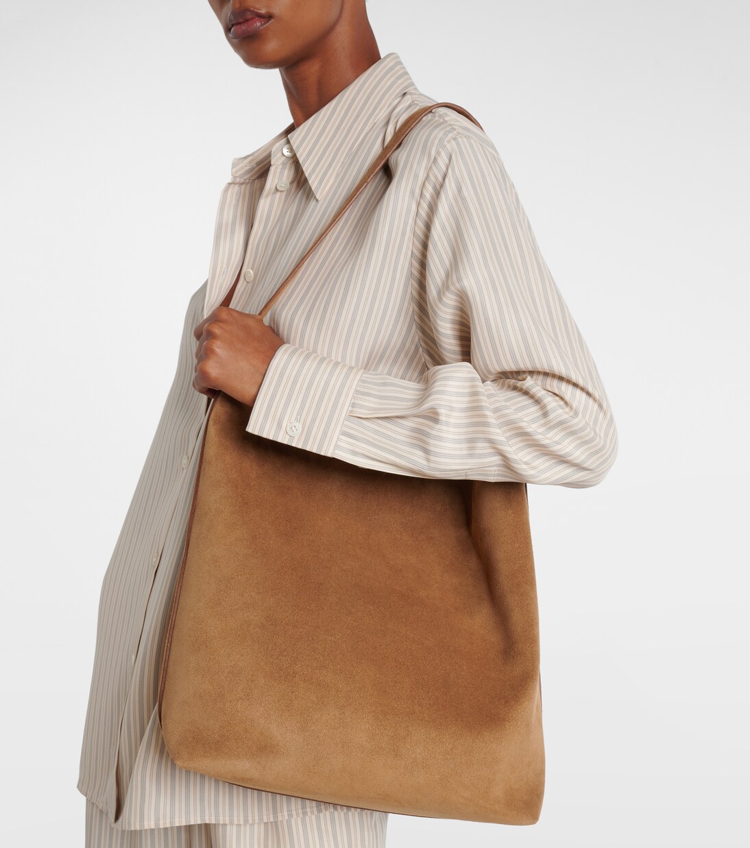 Sac Supple Large suede tote bag | Aesther Ekme