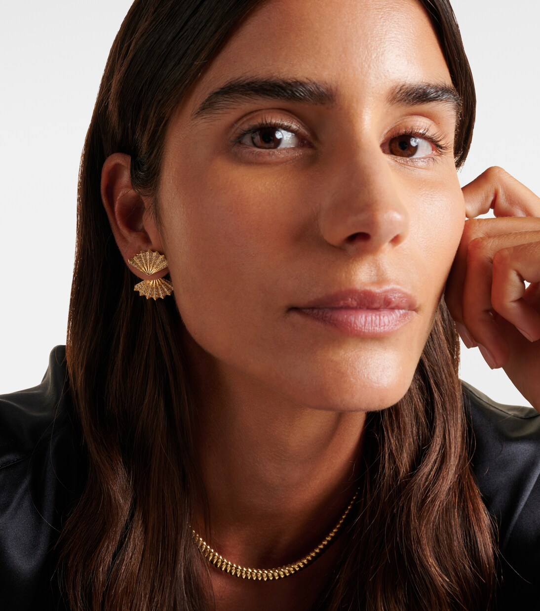 Orecchini in oro 18kt con diamanti firmati ANITA KO per giovani trendy