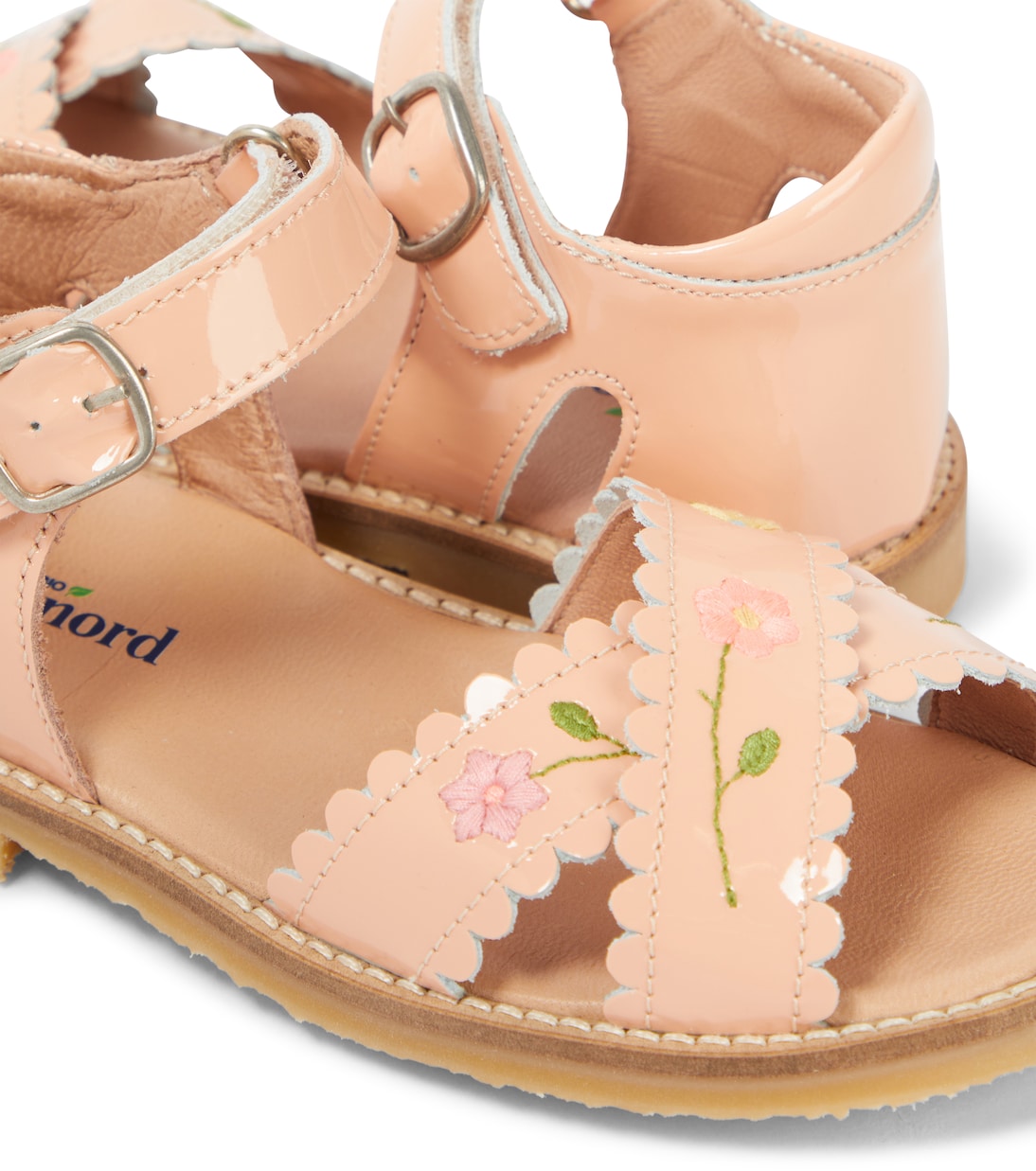 Sandalias de charol festoneadas | Petit Nord