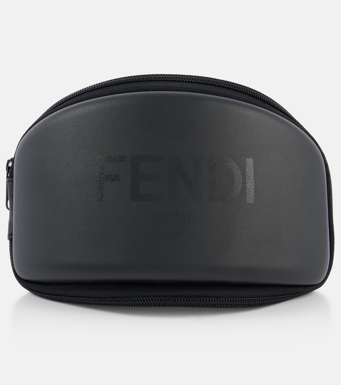 Occhiali da sci FENDI: stile giovane per piste mozzafiato
