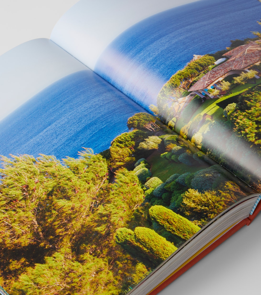 St. Tropez Soleil book | Assouline