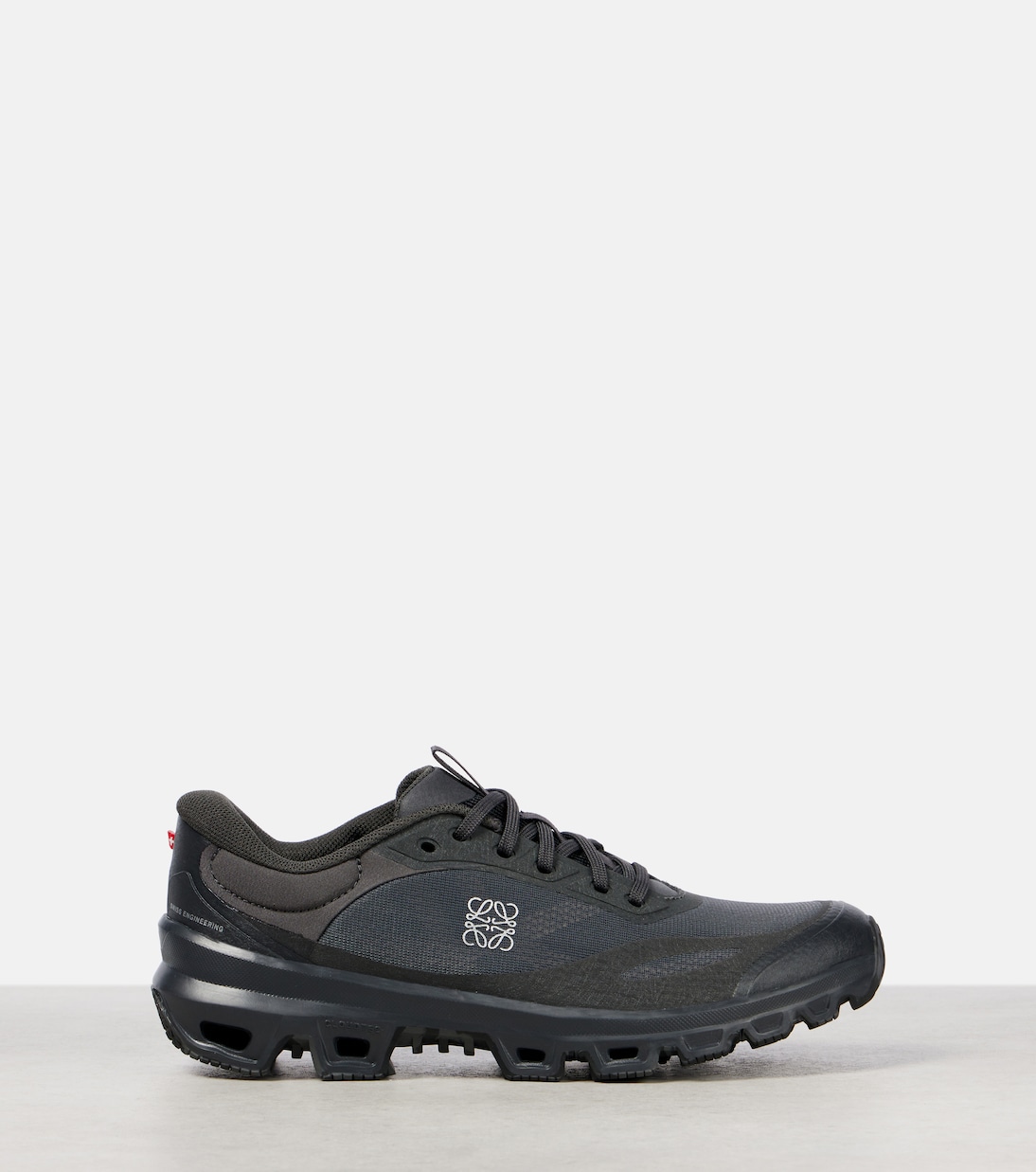 x On Cloudventure 2.0 running shoes | Loewe