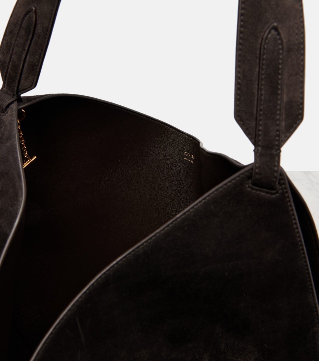 Bucket Bag Lotus Small aus Veloursleder | Khaite
