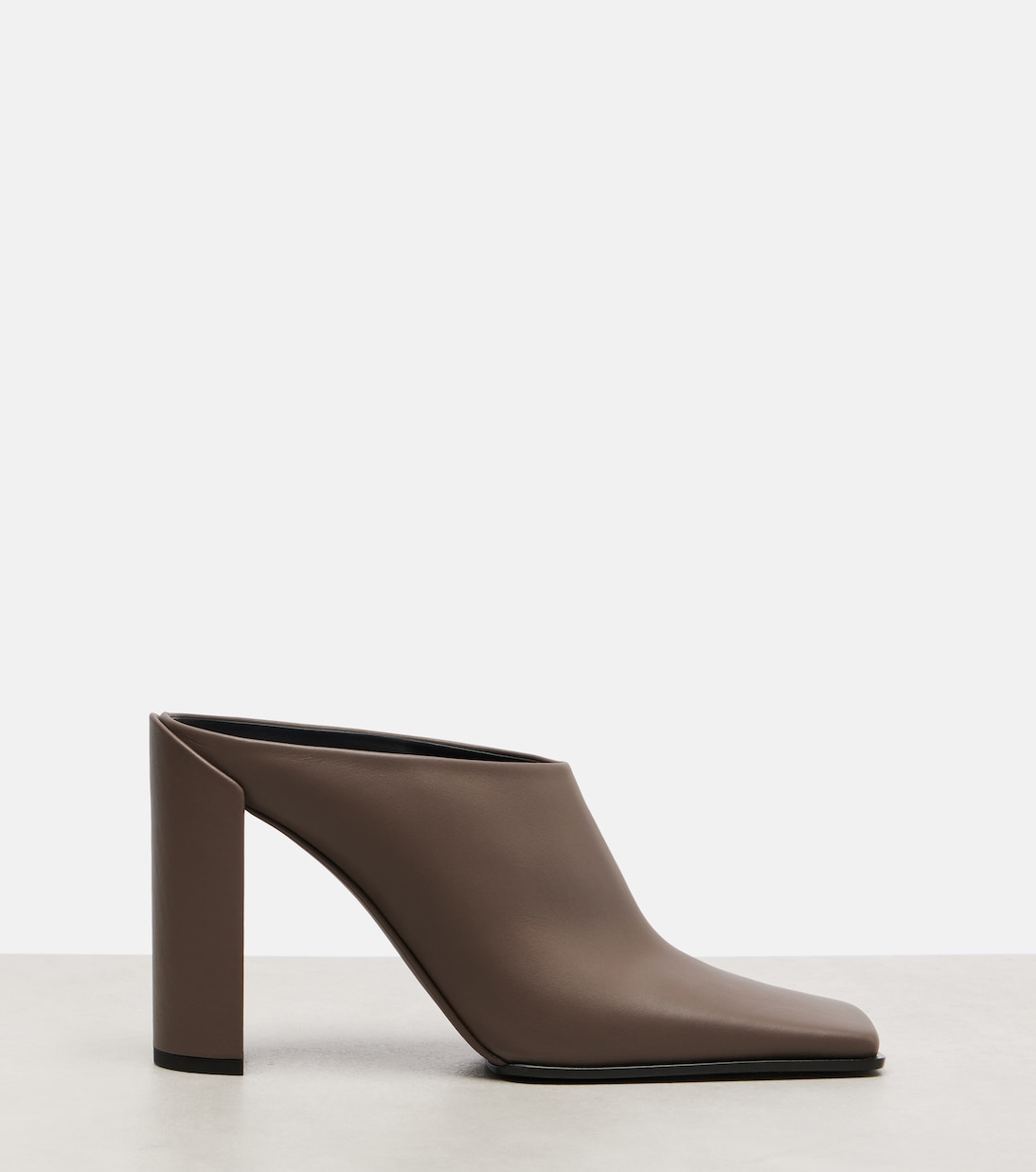 90 leather mules | Alaïa