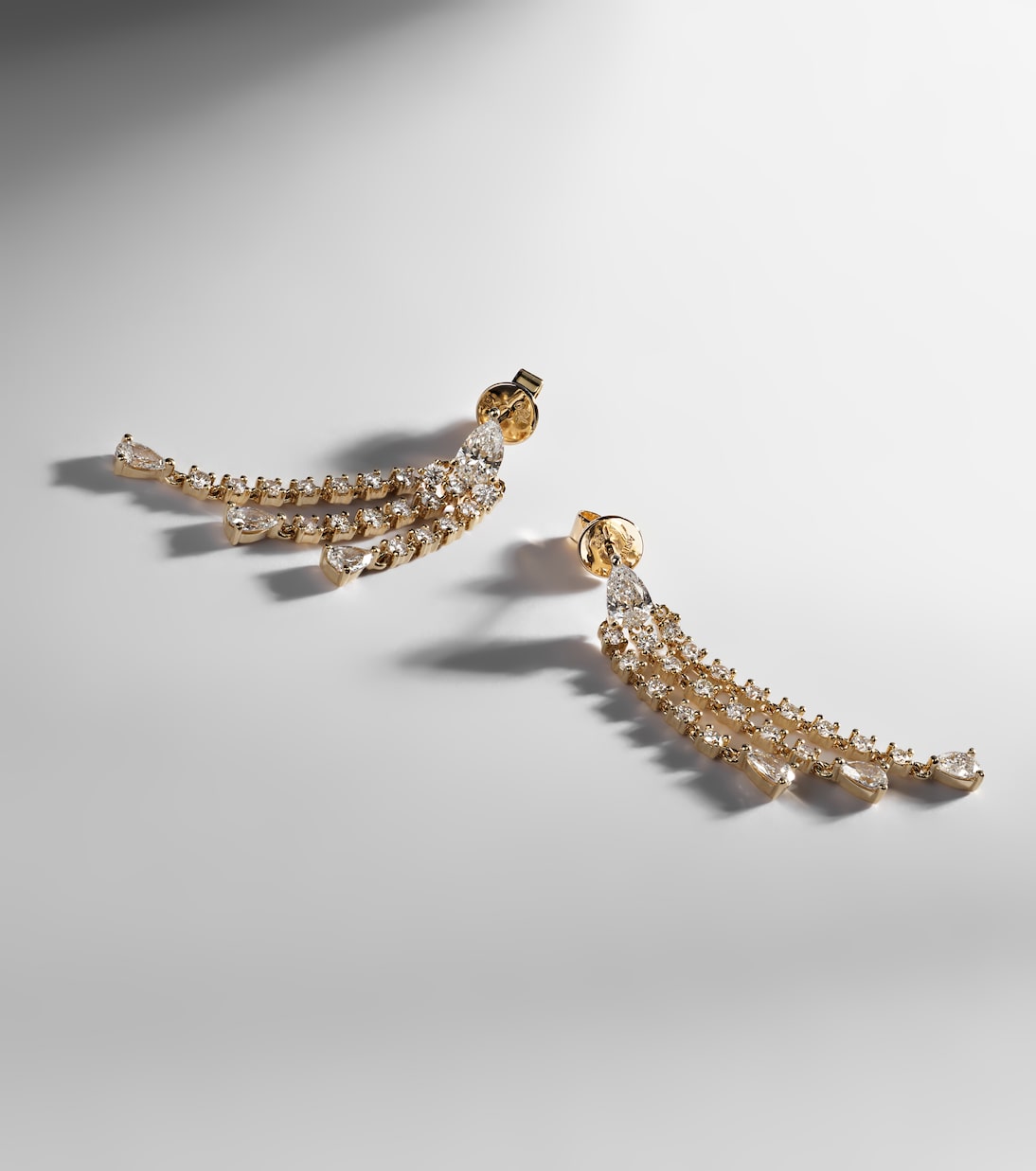 18kt gold drop earrings with diamonds  | Anita Ko