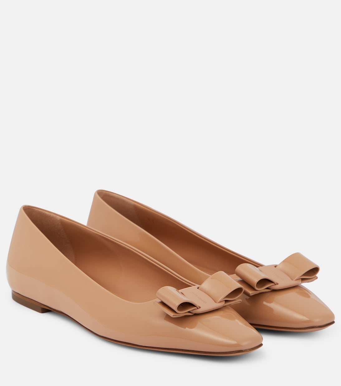 Vara Bow patent leather ballet flats | Ferragamo