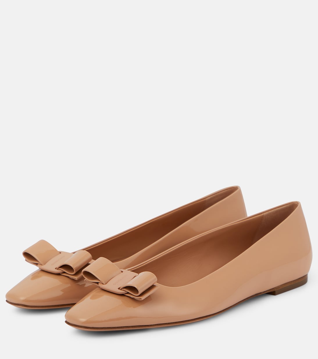 Vara Bow patent leather ballet flats | Ferragamo