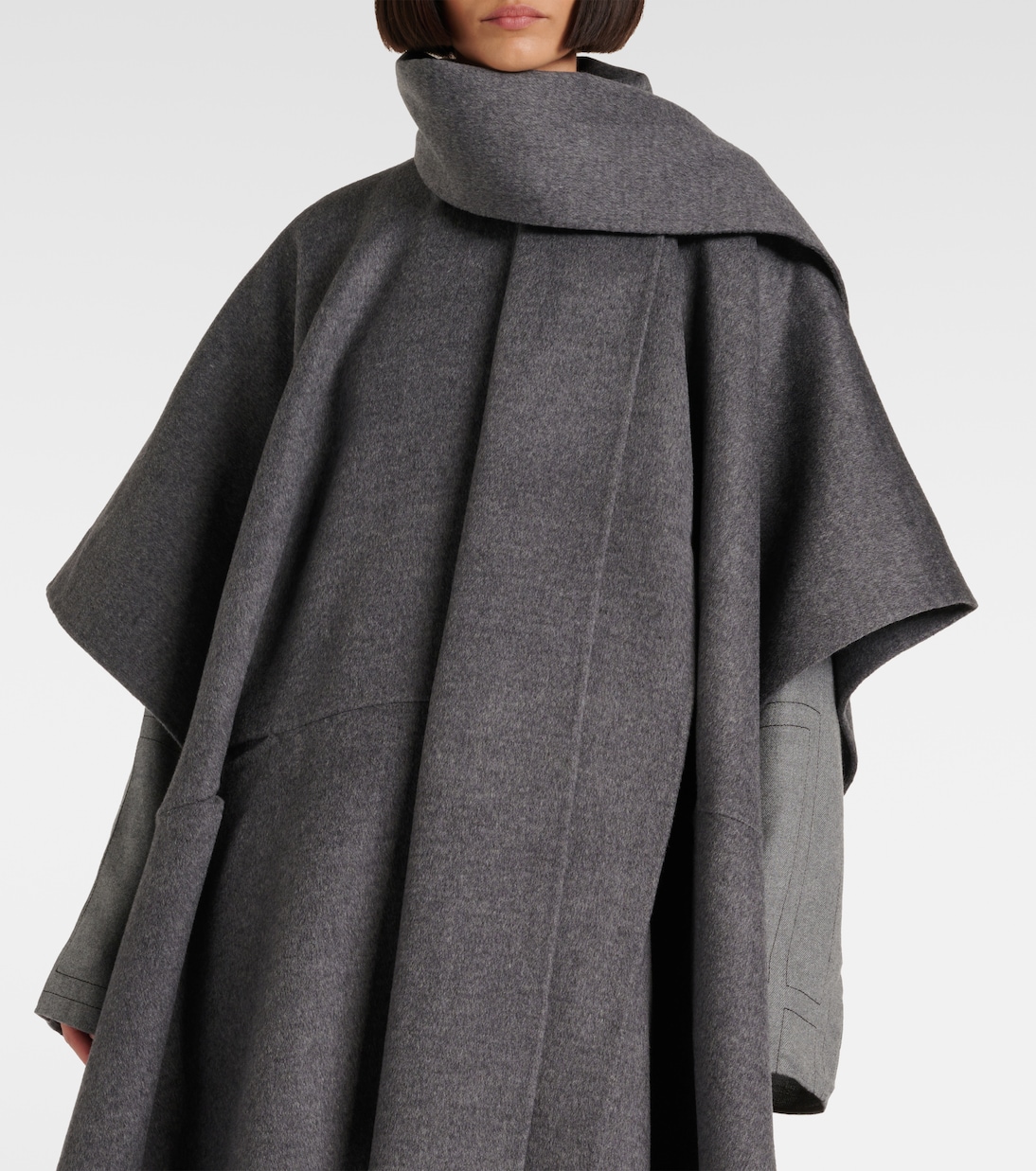 Cappotto in lana doublé con sciarpa | Toteme