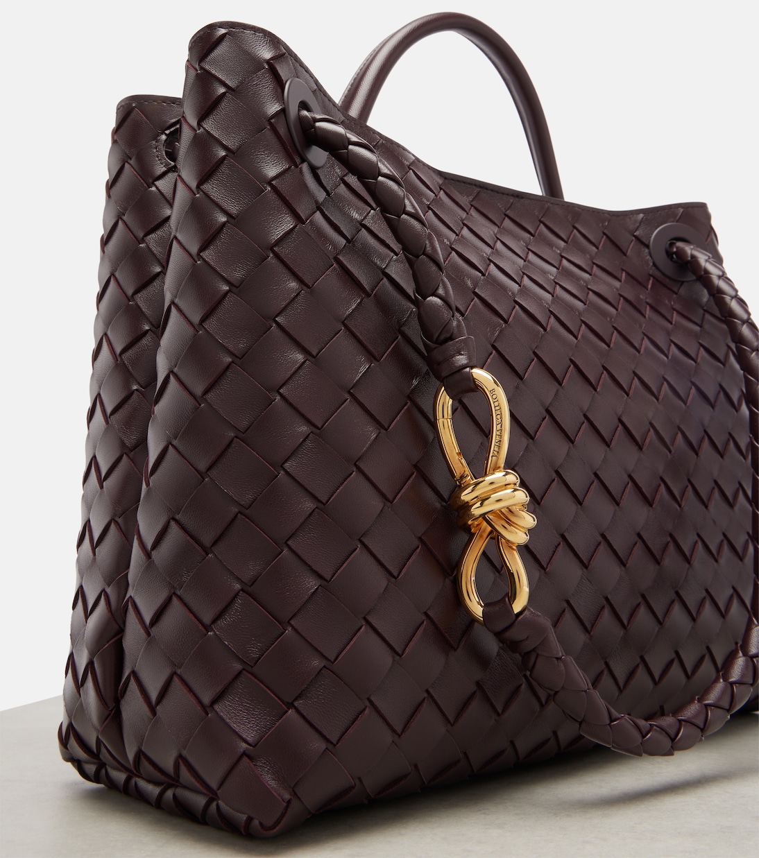 Andiamo Intrecciato Medium leather tote bag | Bottega Veneta