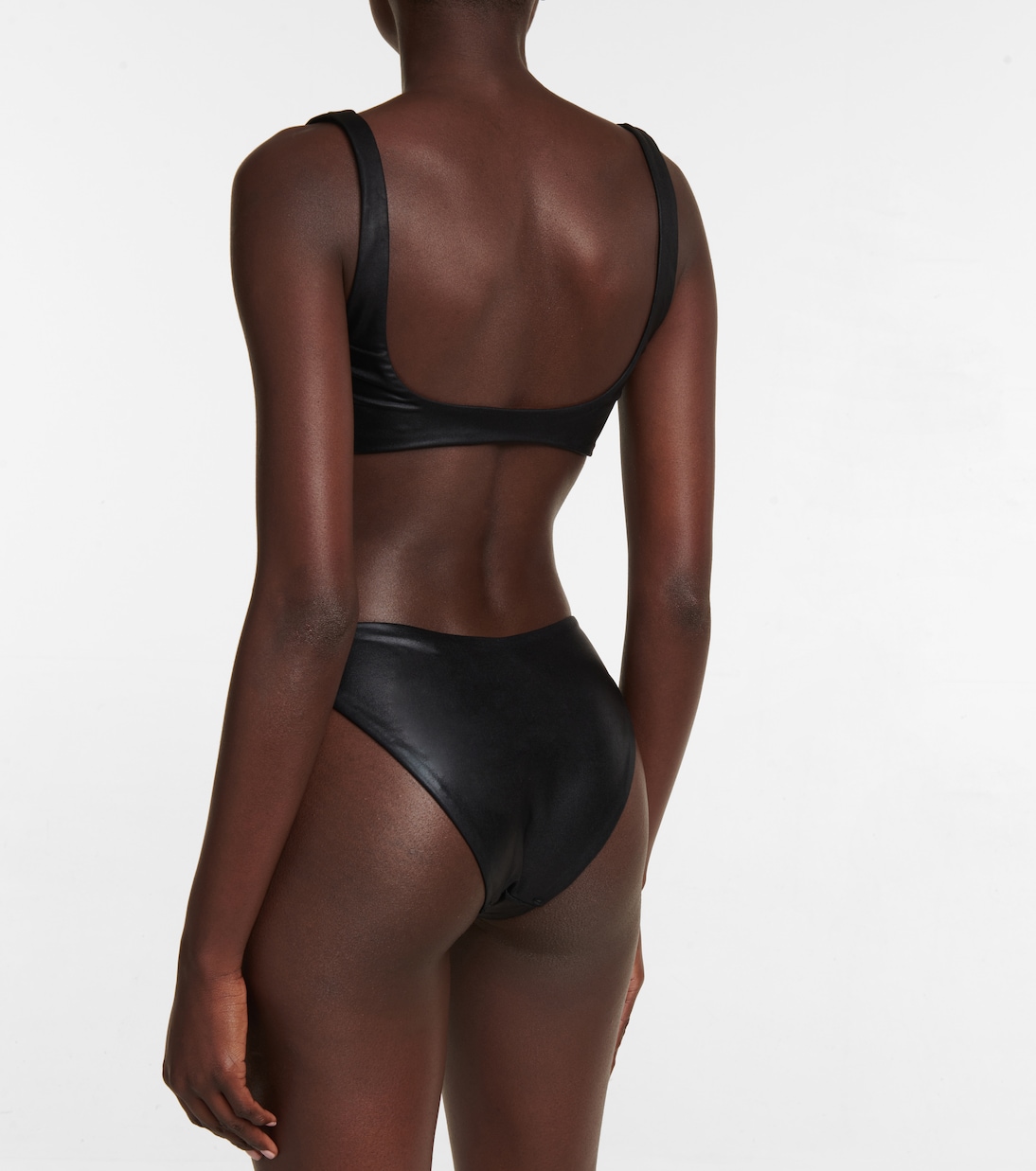 Pearla logo bikini | Rotate
