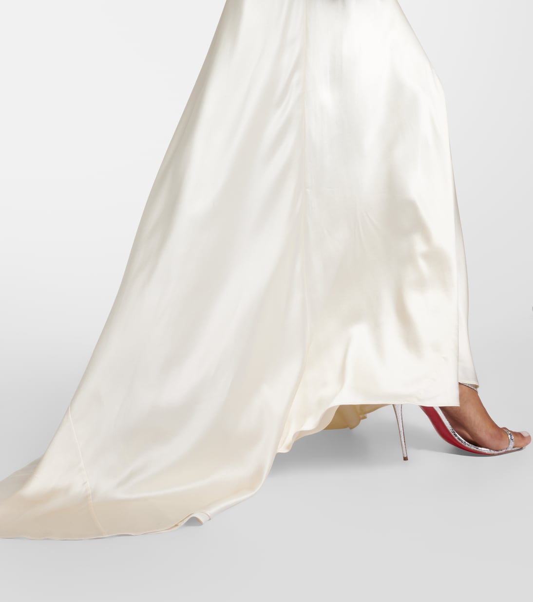 Robe de mariée en satin de soie à ornements | Roland Mouret