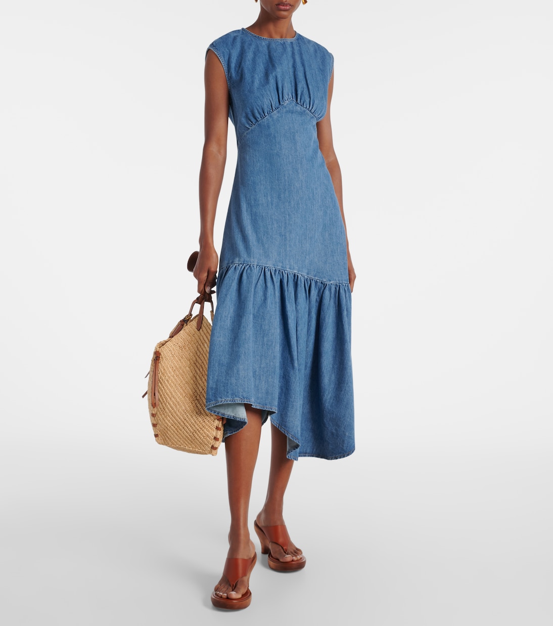 Gathered tiered denim midi dress | Frame