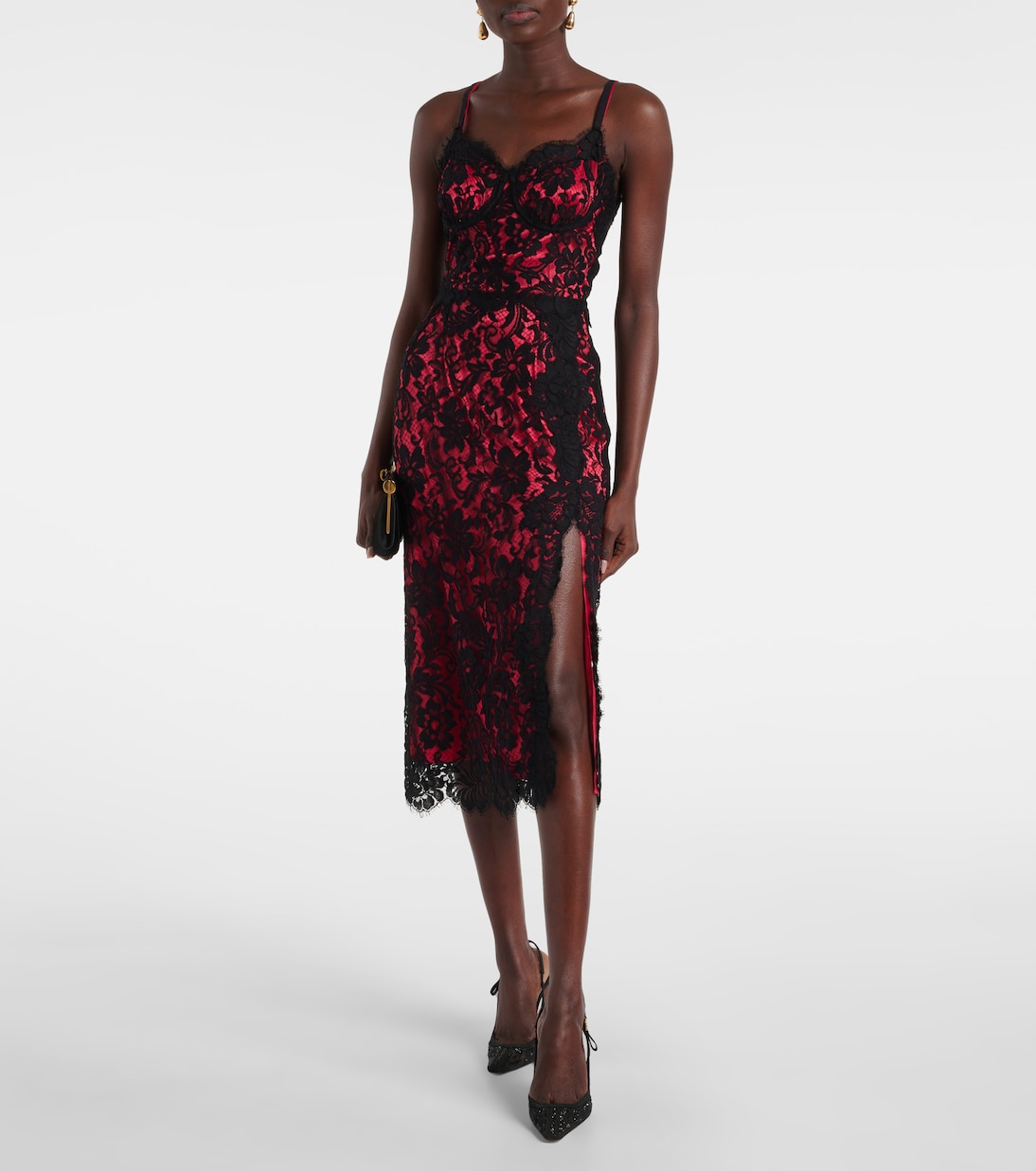 Stivaletti con dettagli dorati D&G per un look giovanile e glamour