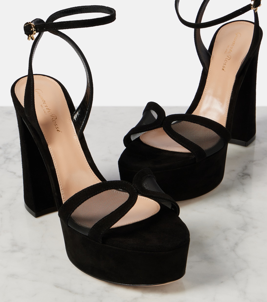 Plateausandalen aus Samt und Mesh  | Gianvito Rossi