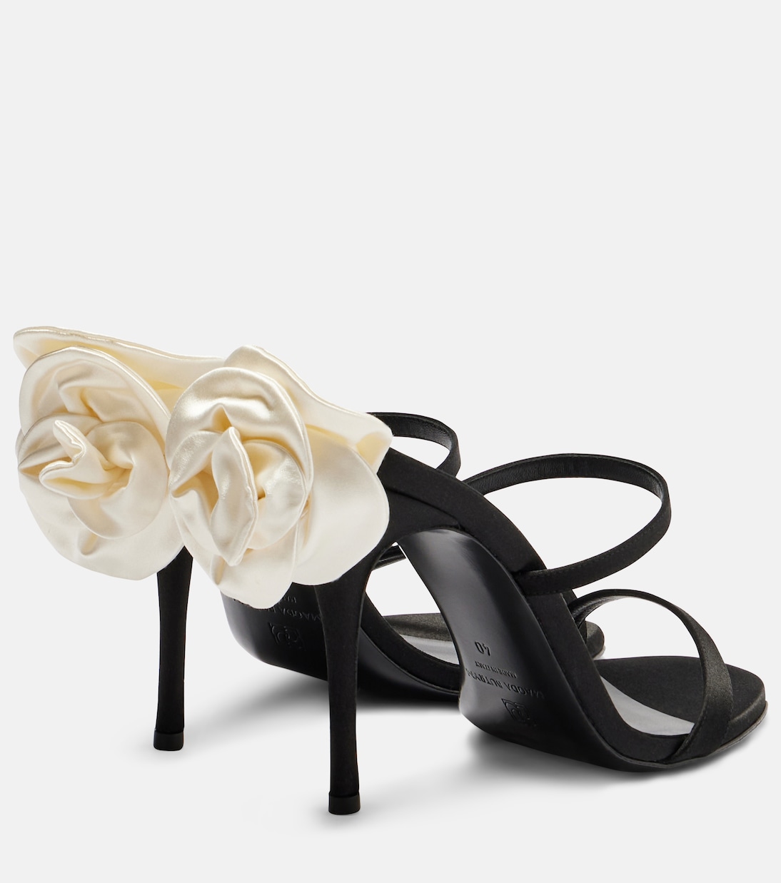 Sandalias de satén con apliques florales | Magda Butrym