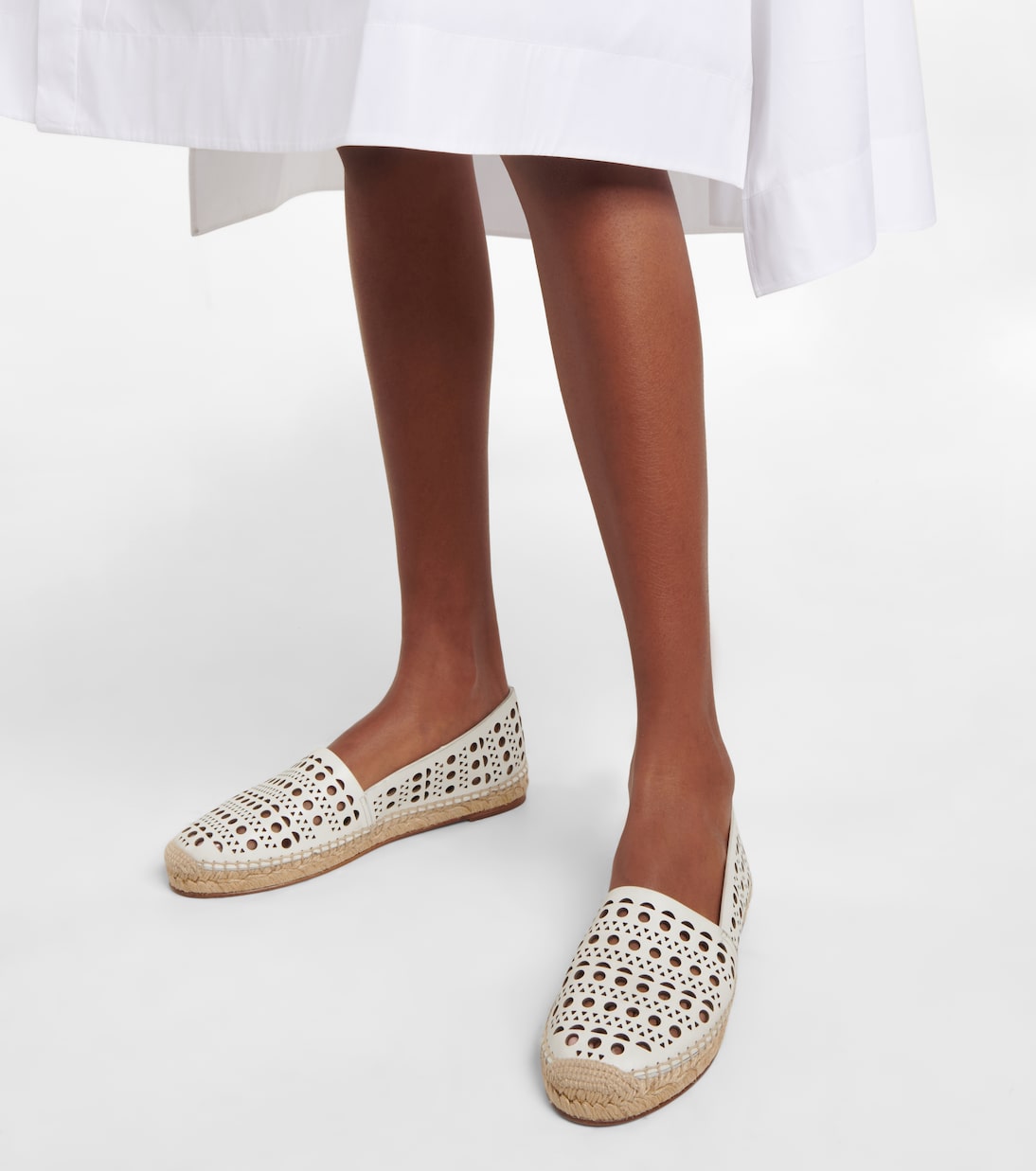 Alpargatas de piel cortadas a láser | Alaïa